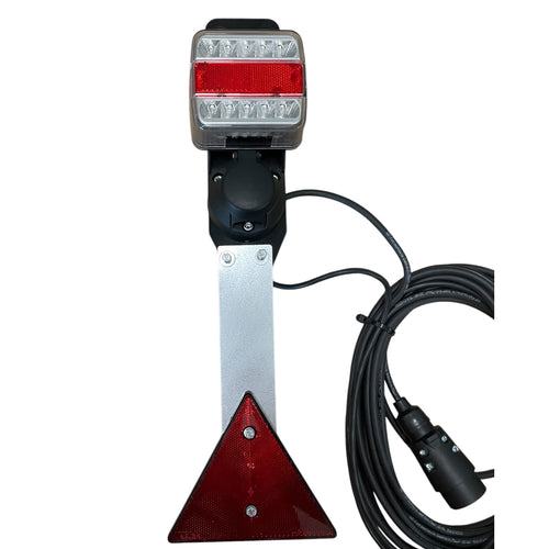 Dreifunktions-Kabelleuchte LED mit Steckdose, mit Kennzeichenhalter, 2x LED-Kammerleuchte, 2x Dreieckreflektoren an Pendelhaltern, Hauptkabel 7,5m, Zwischenkabel 2,2m