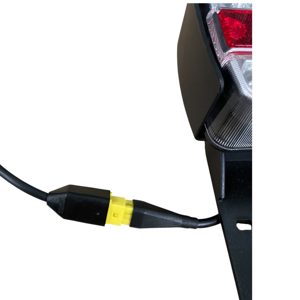 Dreifunktions-Kabelleuchte LED mit Schlagschutzgehäuse, mit Steckdose, mit Kennzeichenhalter, 2x LED-Kammerleuchte, 2x Dreieckreflektoren an Pendelhaltern, Hauptkabel 7,5m, Zwischenkabel 2,2m
