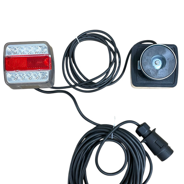 Dreifunktions-Kabelleuchte LED mit Magnethalterung, komplett verkabelt mit 7-poligem Stecker, Hauptkabel 7,5m, Zwischenkabel 2,2m